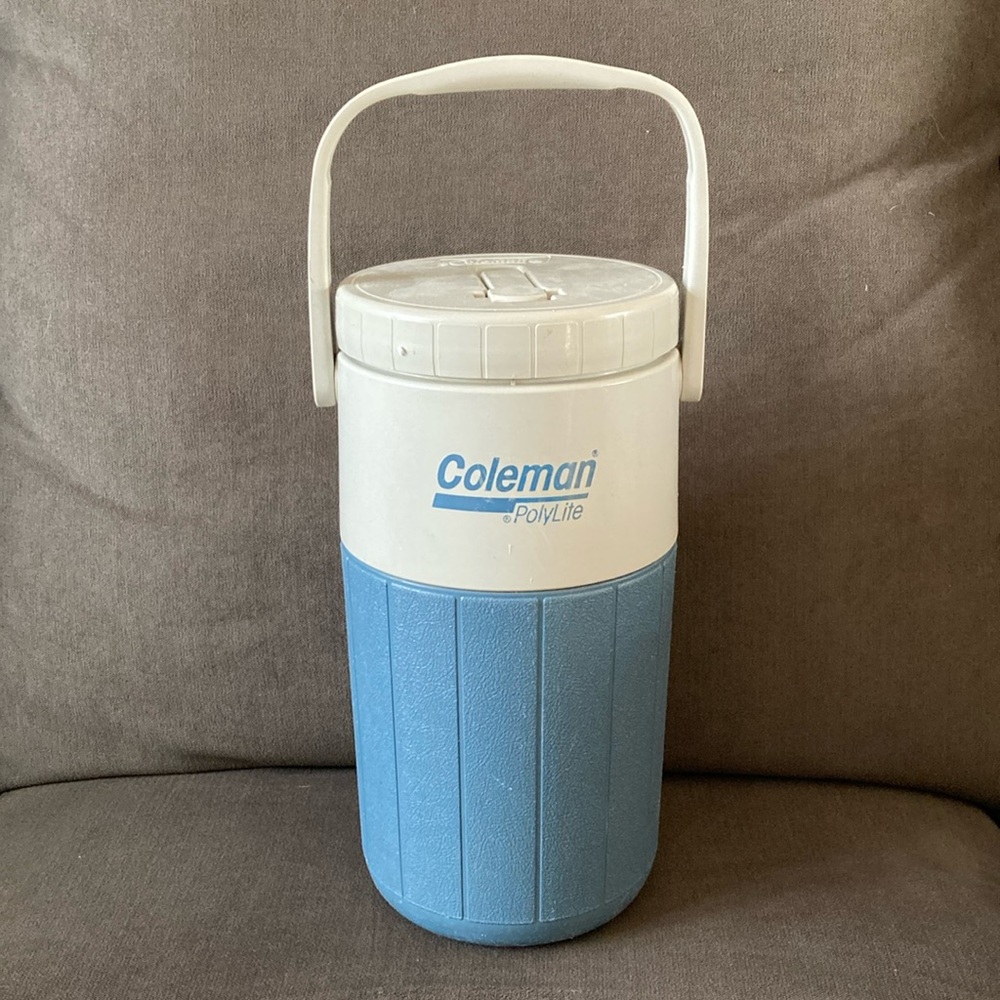 Vintage Coleman Polylite  2 Qt (Half Gallon) Water Jug